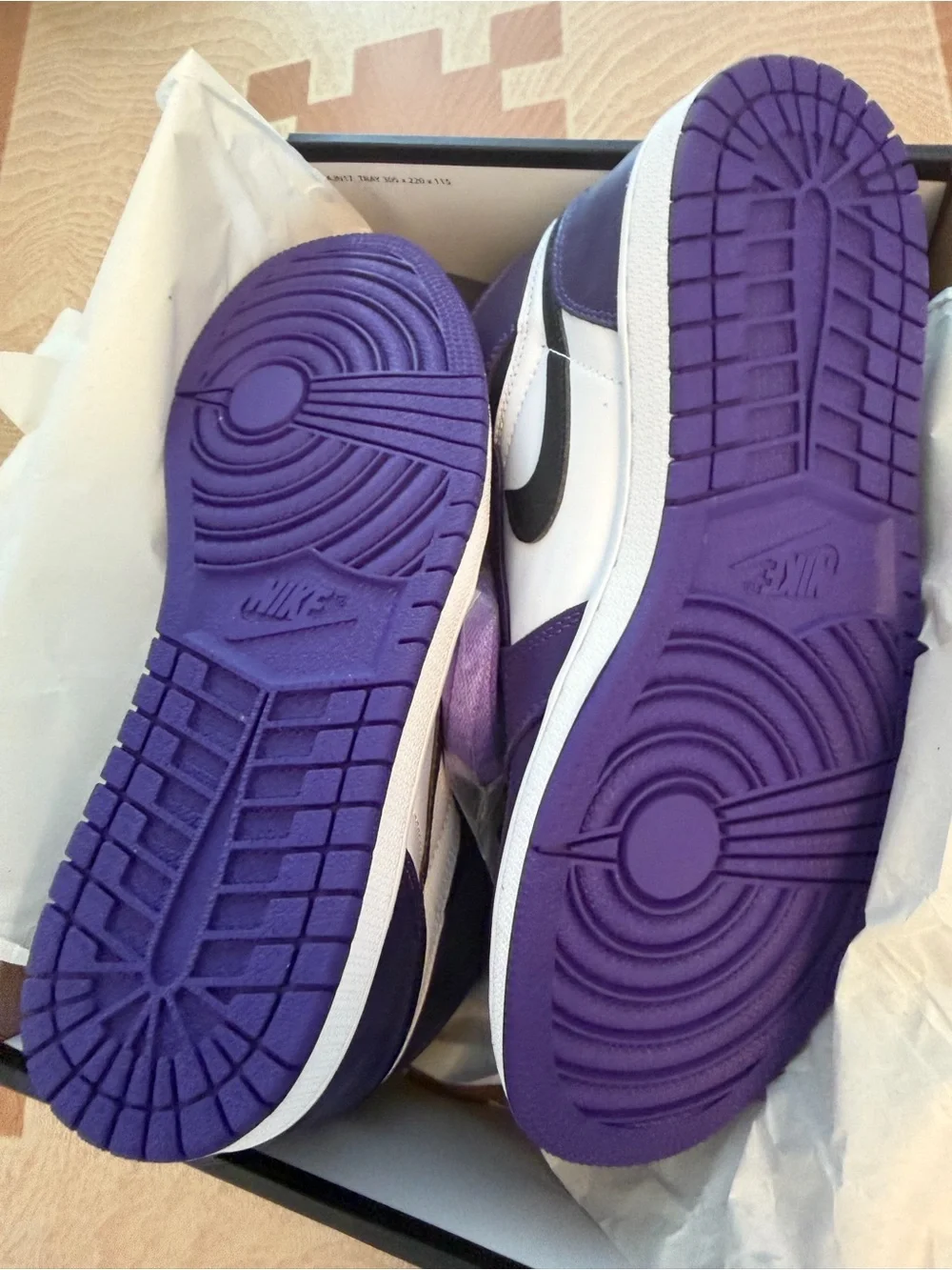 Jordan Air Jordan 1 Retro High OG Court Purple Black White Box Label